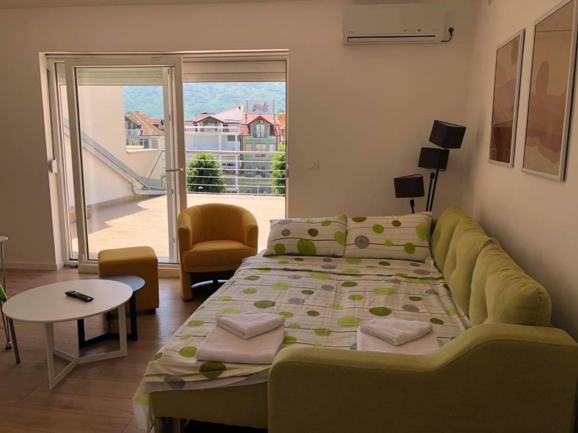 Apartment N & N 斯特鲁加 外观 照片